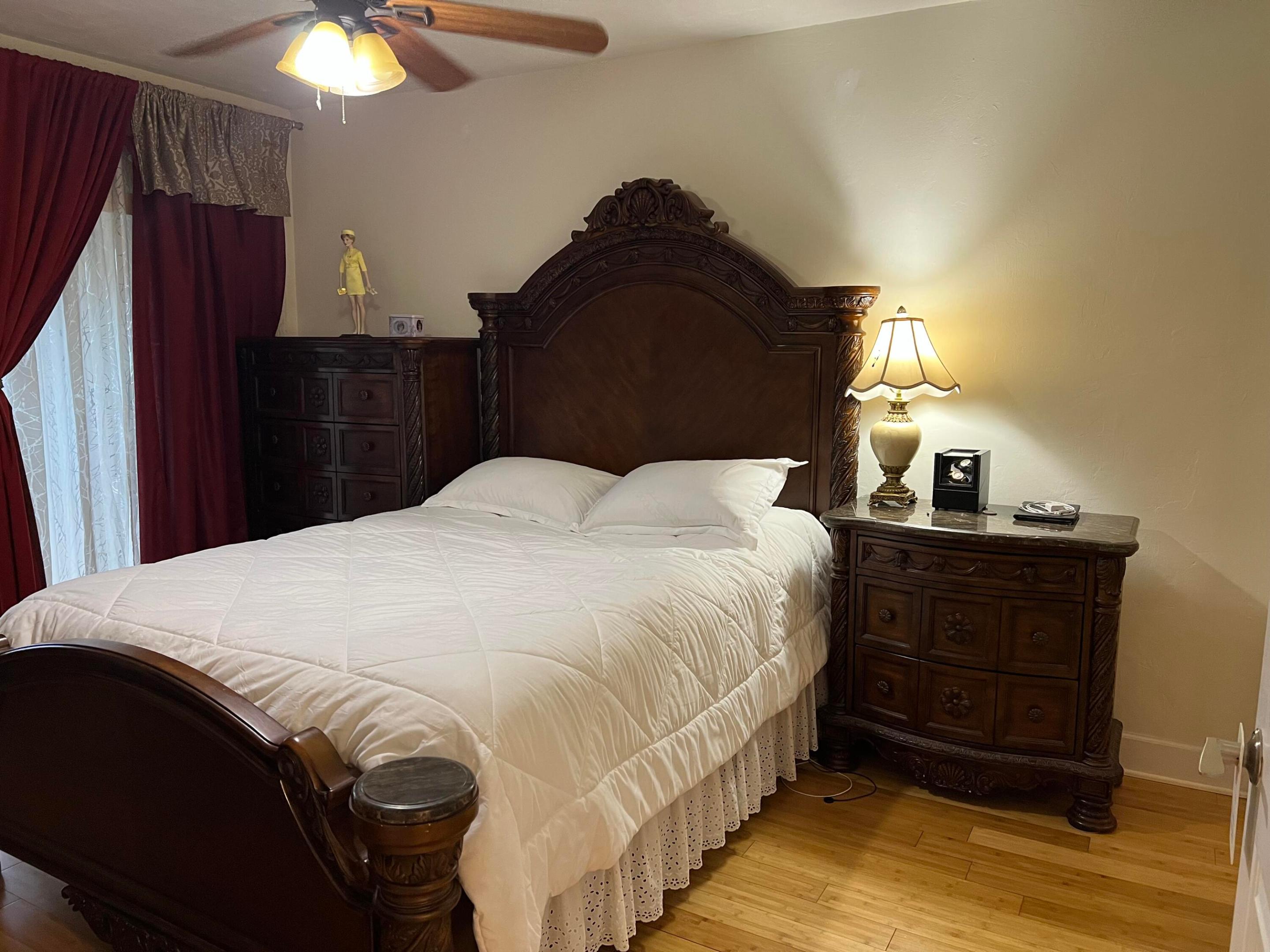 LAKESIDE POINT APT 7 CONDO - Residential