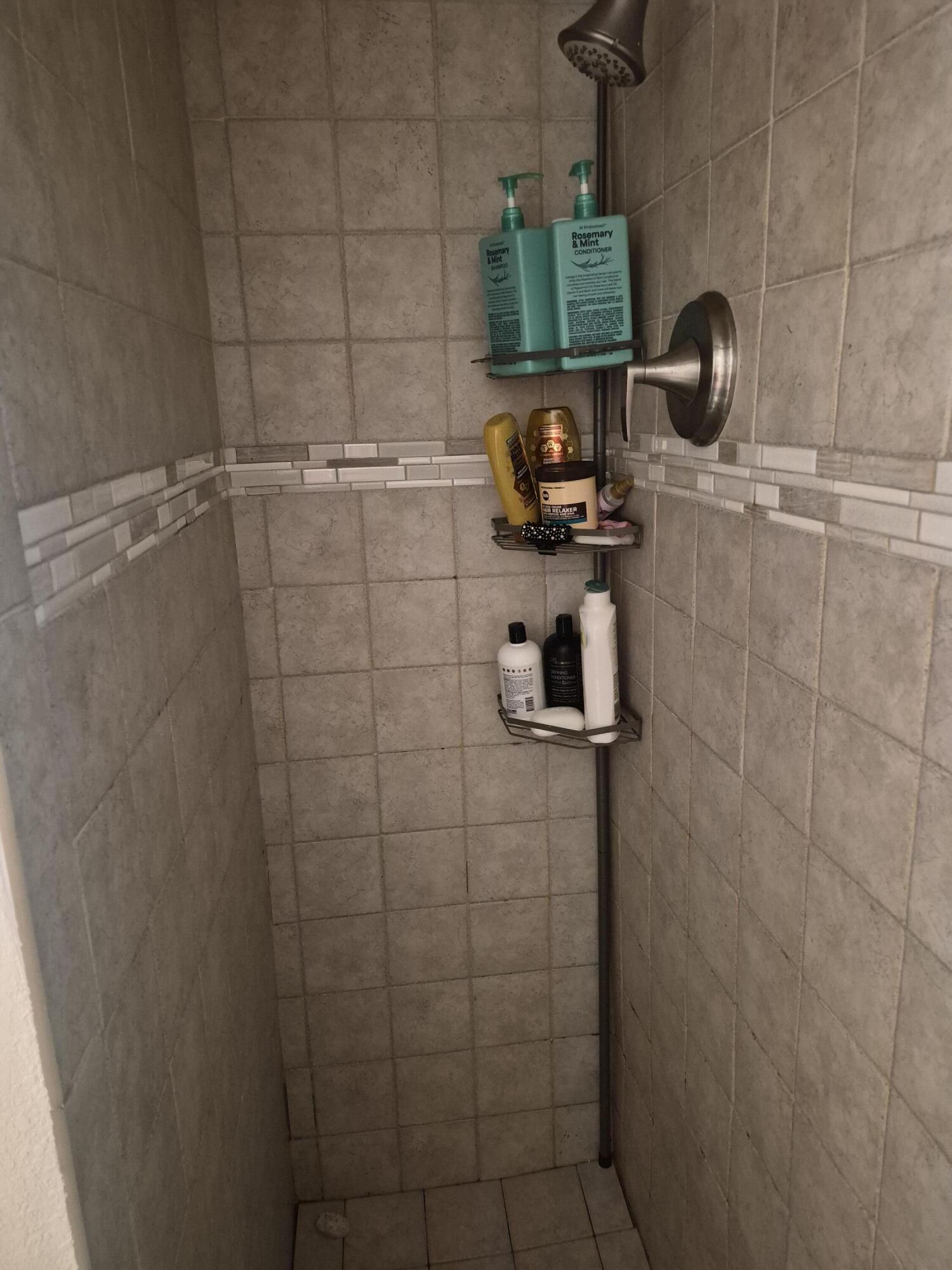 LAKESIDE POINT APT 7 CONDO - Residential