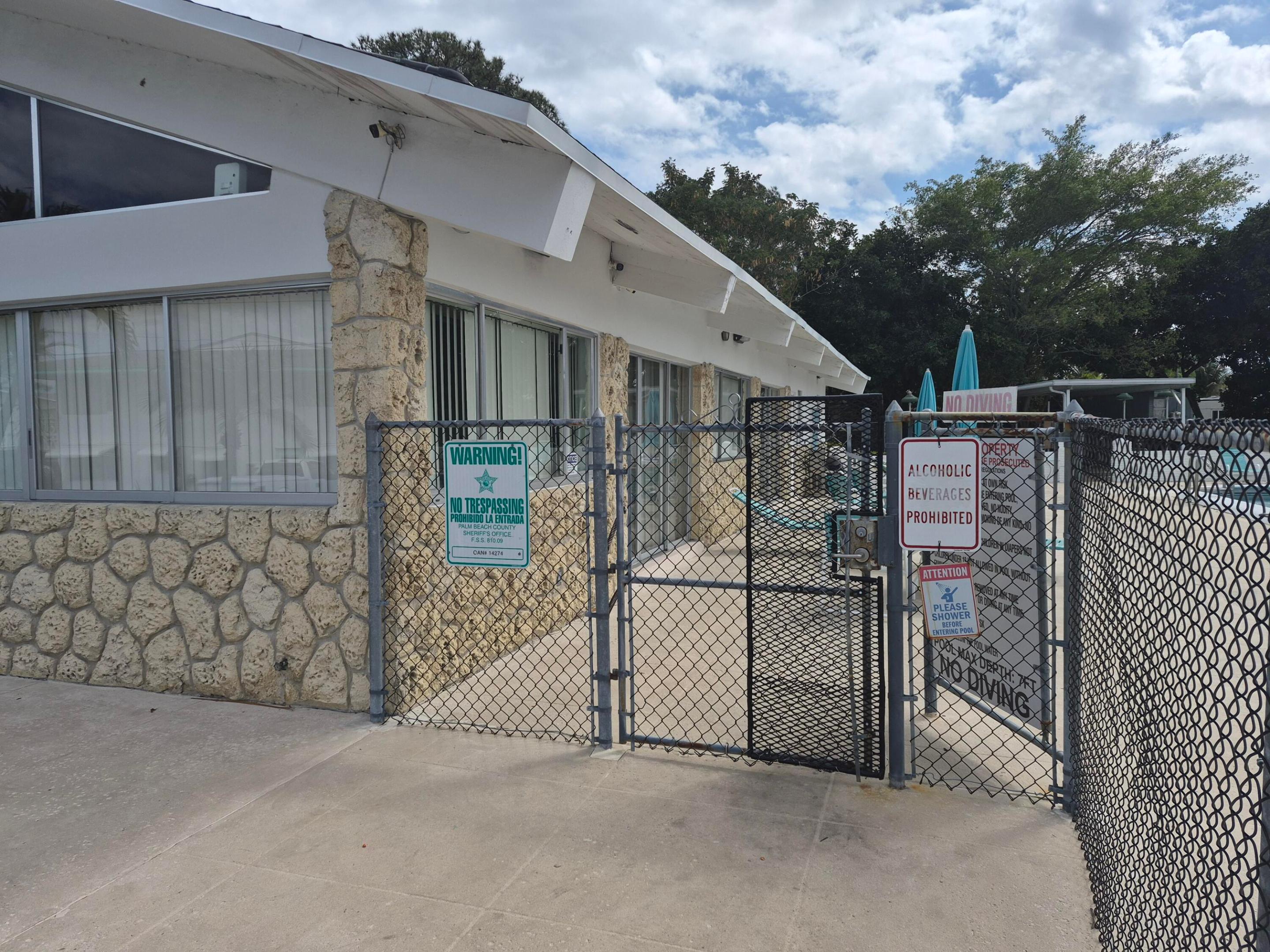 LAKESIDE POINT APT 7 CONDO - Residential