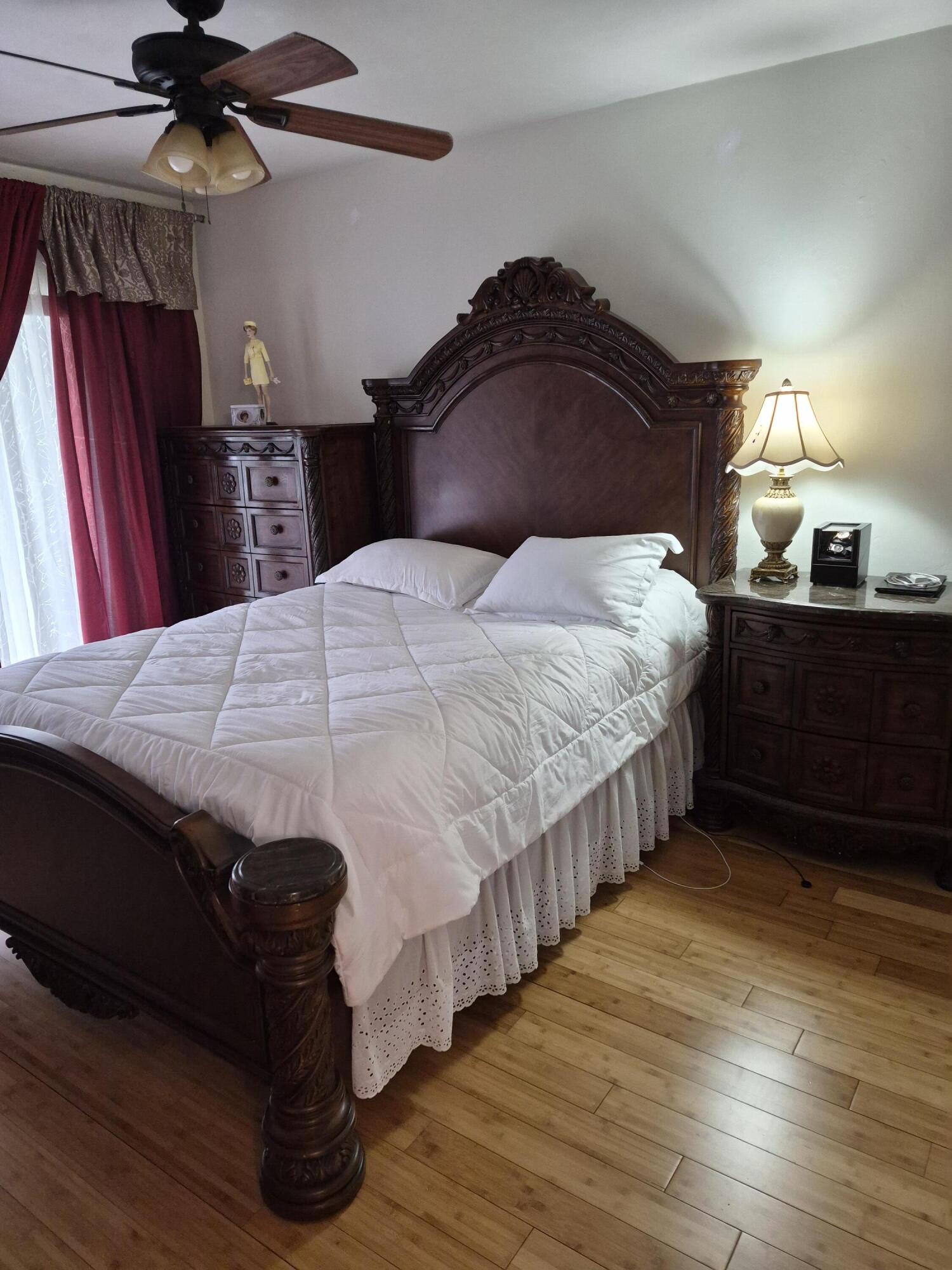 LAKESIDE POINT APT 7 CONDO - Residential