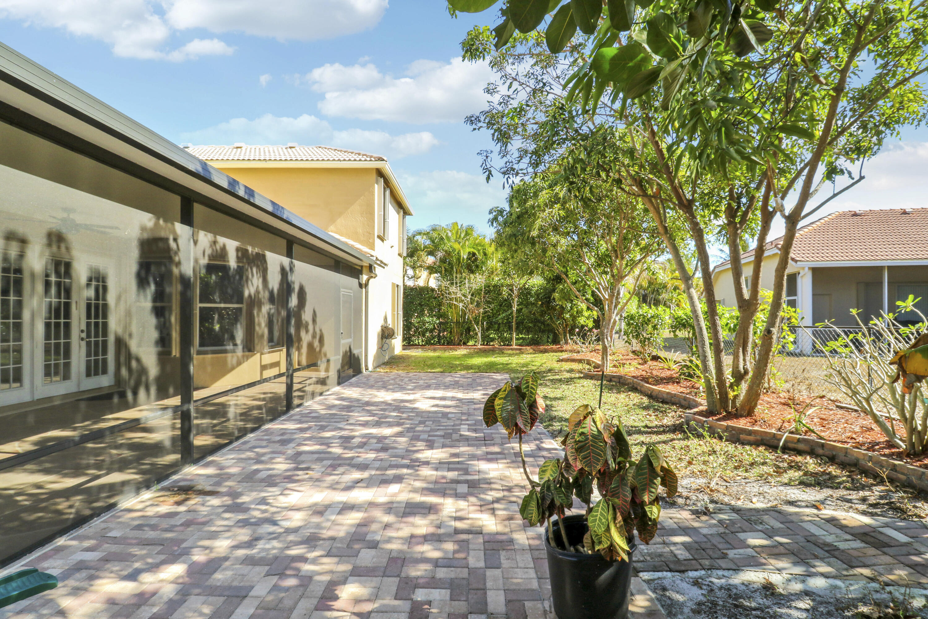 HAMILTON BAY SEC 2 - Residential