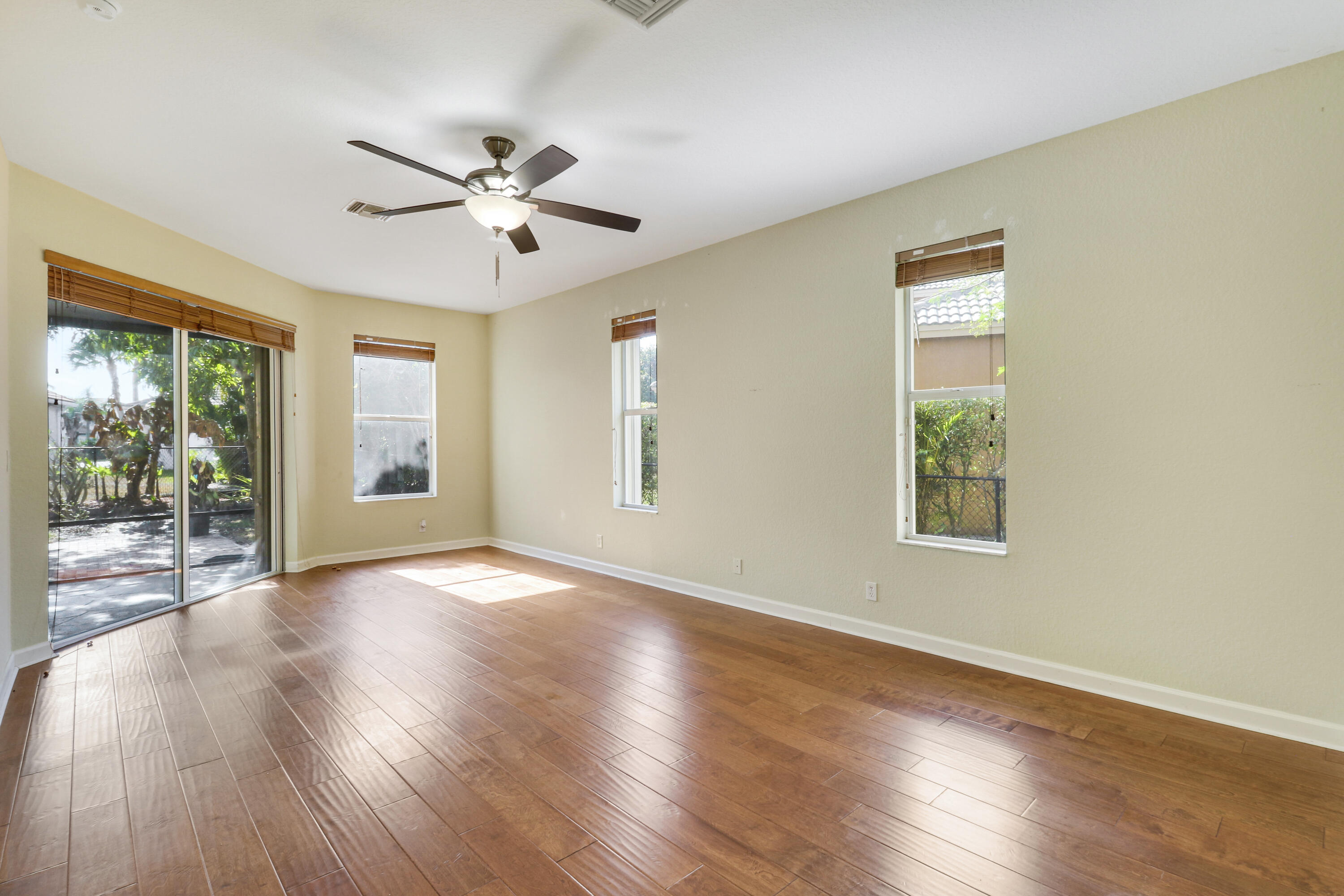 HAMILTON BAY SEC 2 - Residential