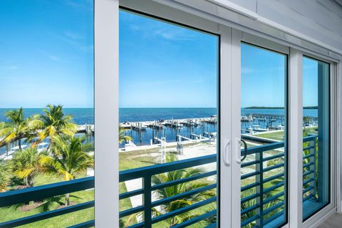 94825 Overseas Highway 204 Key Largo FL 33037