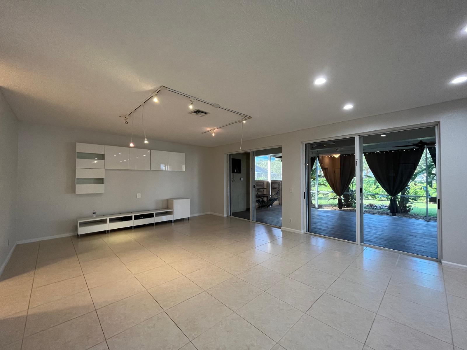18343 Coral Sands Way