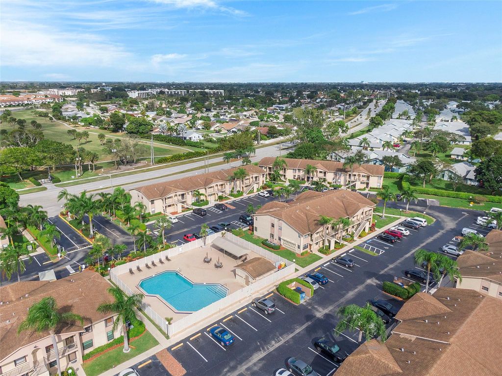 Photo of 9431 N Boca Cove Circle #1007, Boca Raton, FL 33428 (MLS # F10434570)