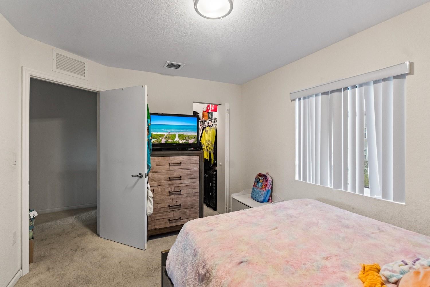 Souther Pointe Villas - Residential