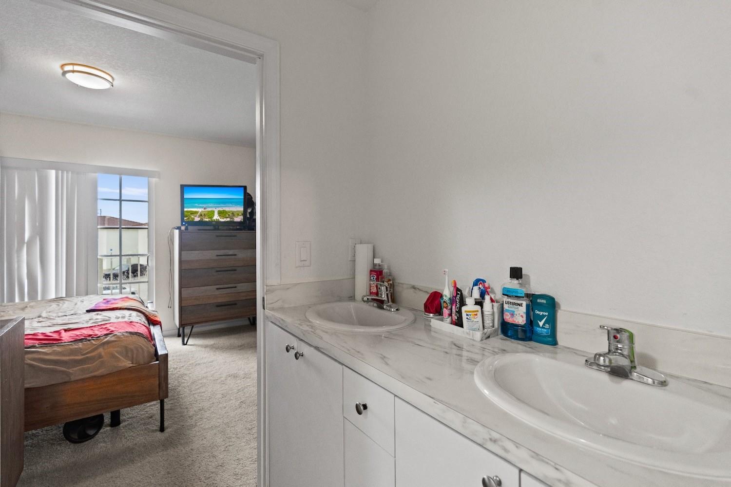 Souther Pointe Villas - Residential