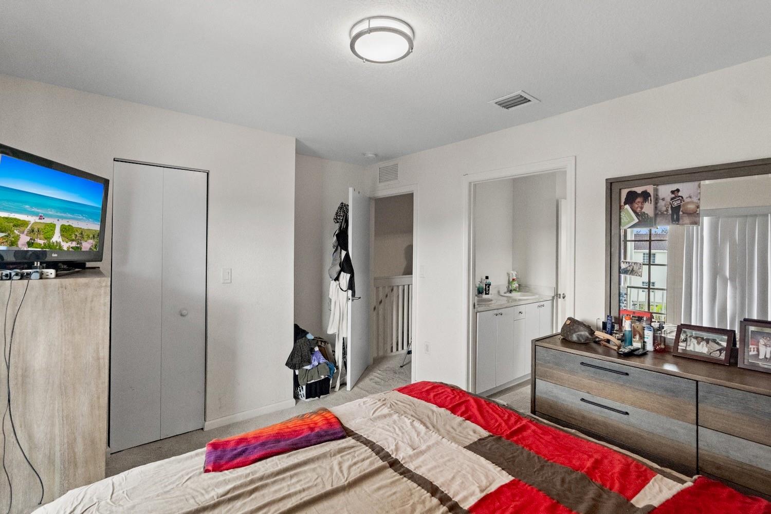 Souther Pointe Villas - Residential