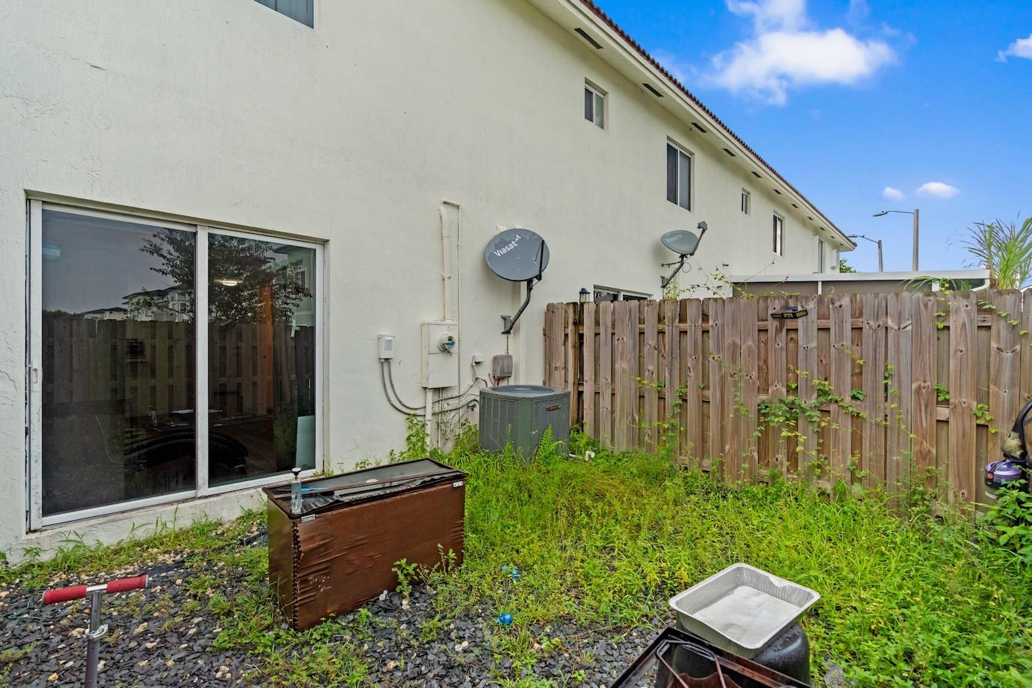 Souther Pointe Villas - Residential