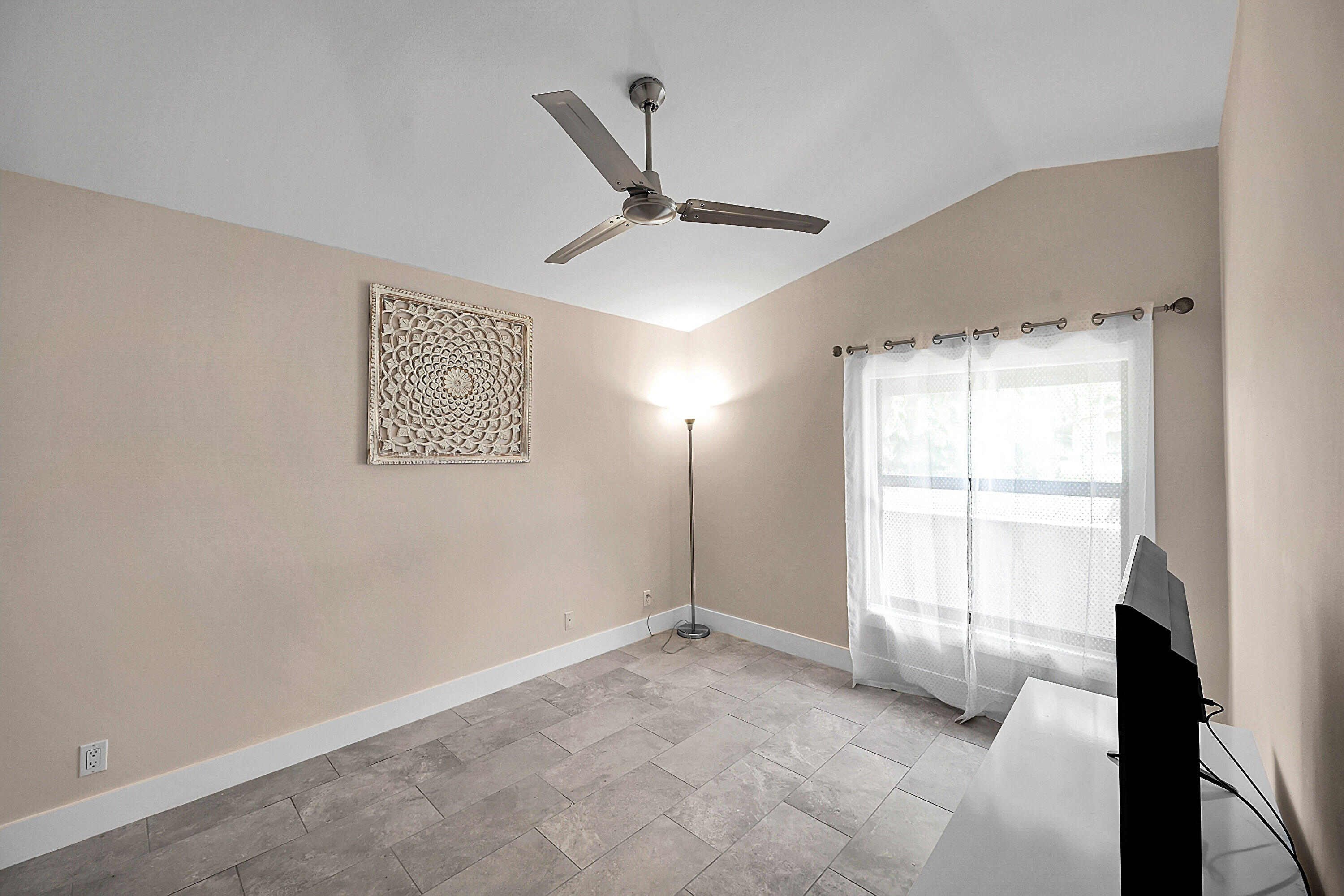 CASA DEL REY 2 - Residential