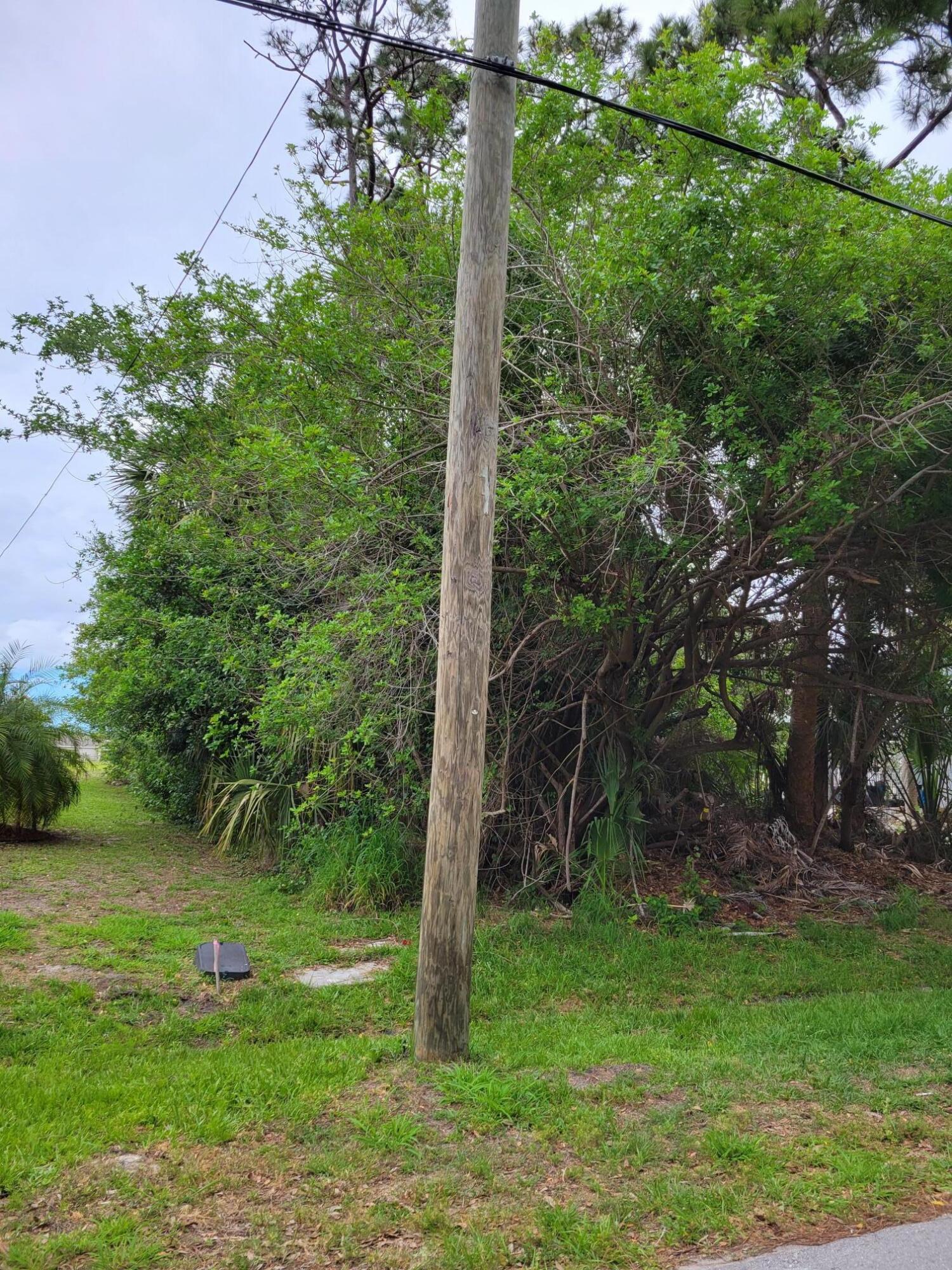PORT ST LUCIE SECTION 23 - Land