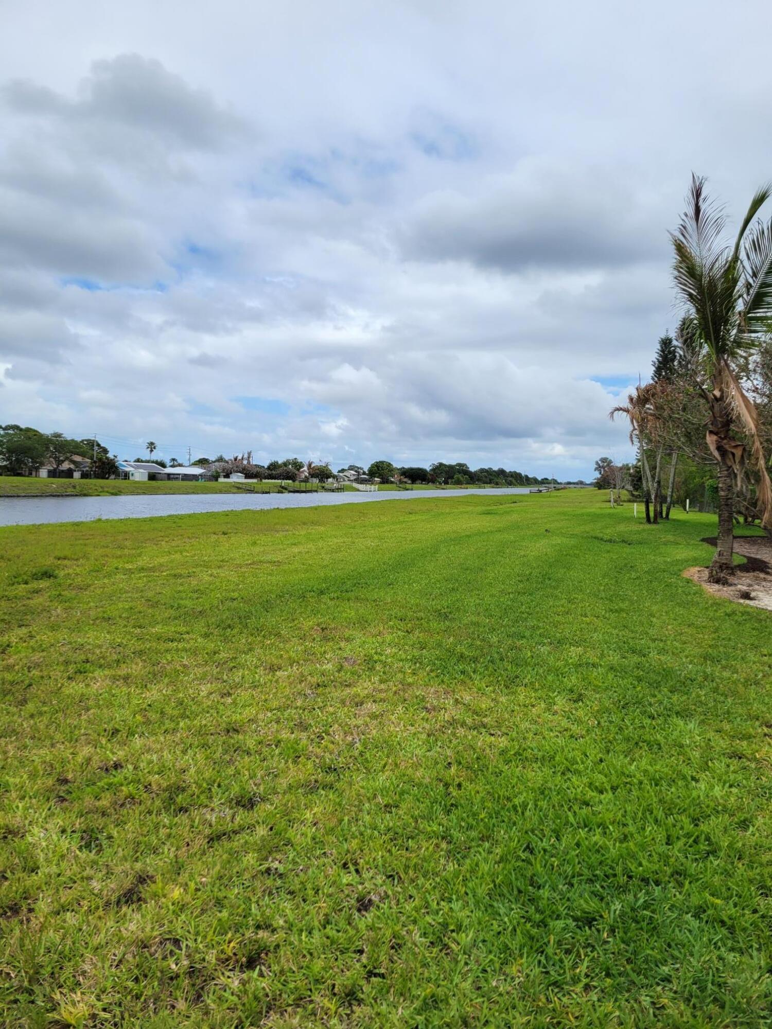 PORT ST LUCIE SECTION 23 - Land