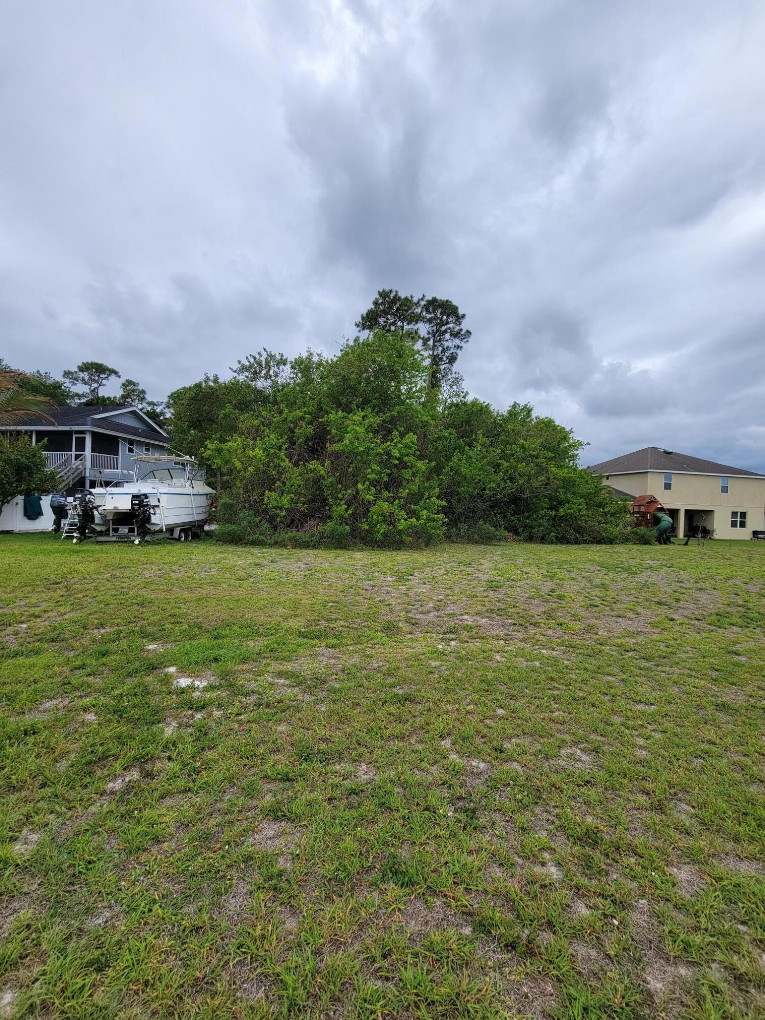 PORT ST LUCIE SECTION 23 - Land