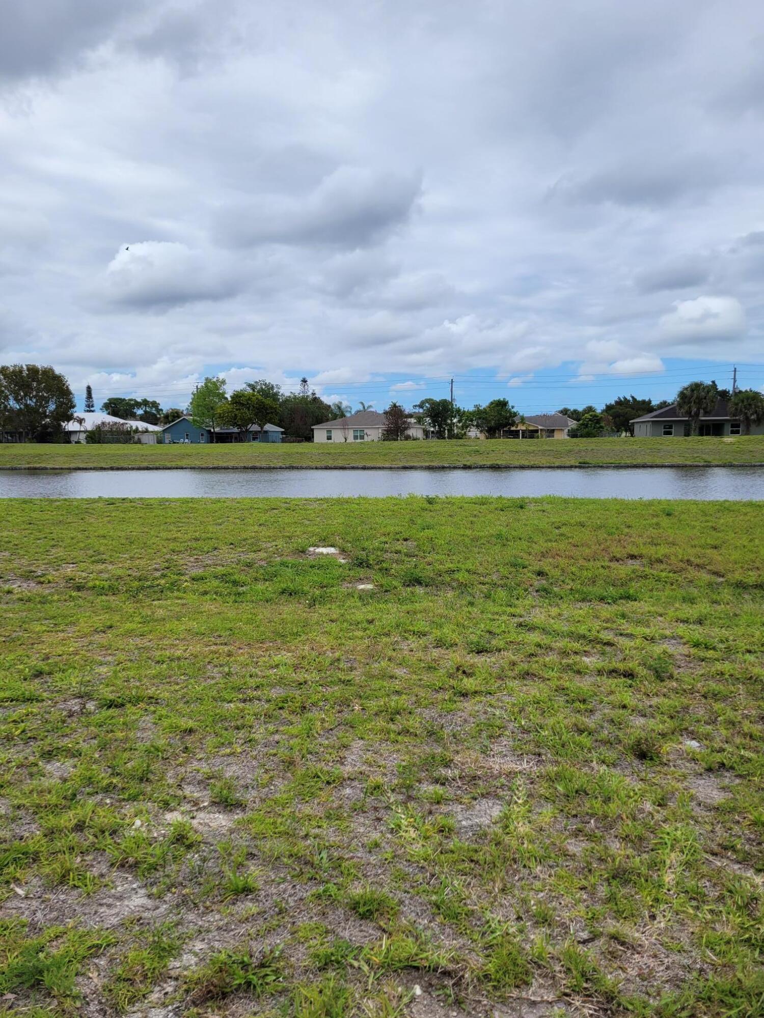PORT ST LUCIE SECTION 23 - Land