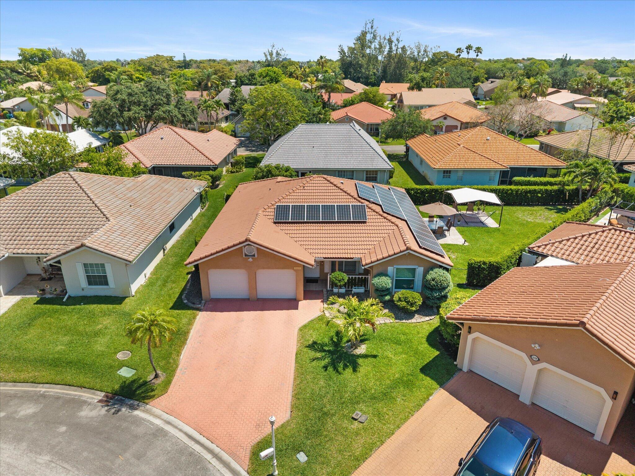 SPRINGS HAMLET VILLAS - Residential