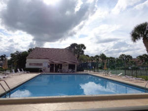 SHORES AT WELLINGTON COND - Residential