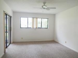 SHORES AT WELLINGTON COND - Residential