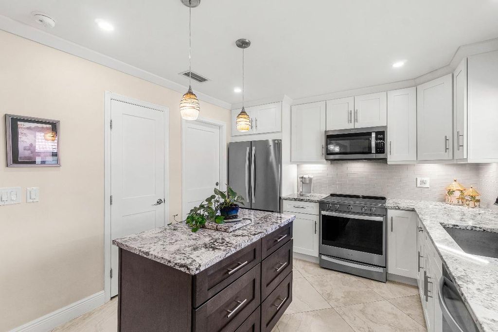 Photo of 9955 Cherry Tree Terrace #B, Boynton Beach, FL 33436 (MLS # R11152577)