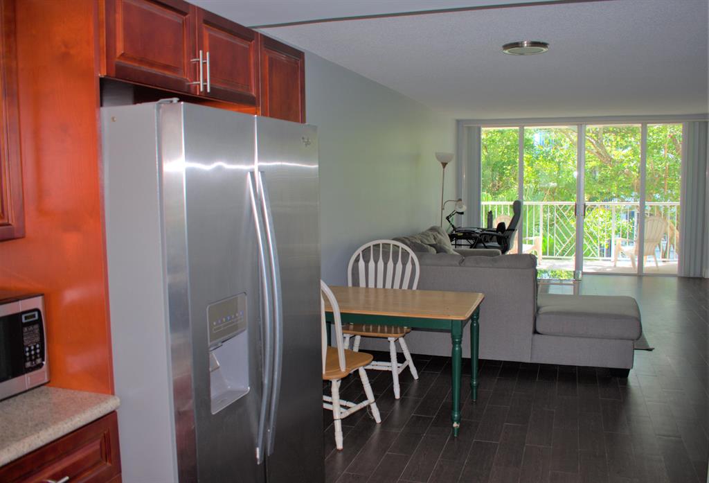 BERMUDA CAY CONDO - Residential