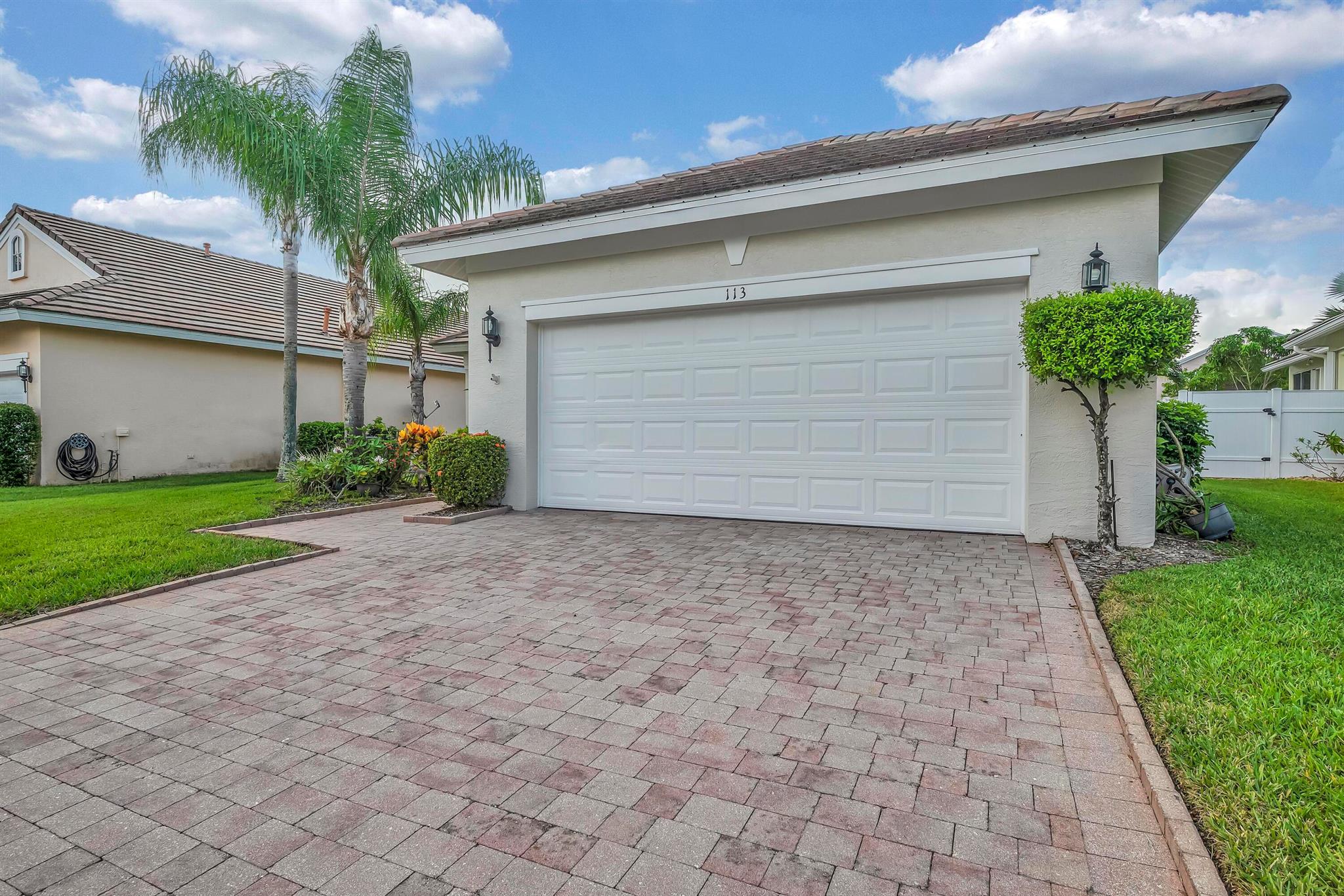 113 NW Swann Mill Circle, Port St Lucie, FL, 34986/$380,000 1 113 NW Swann Mill Circle