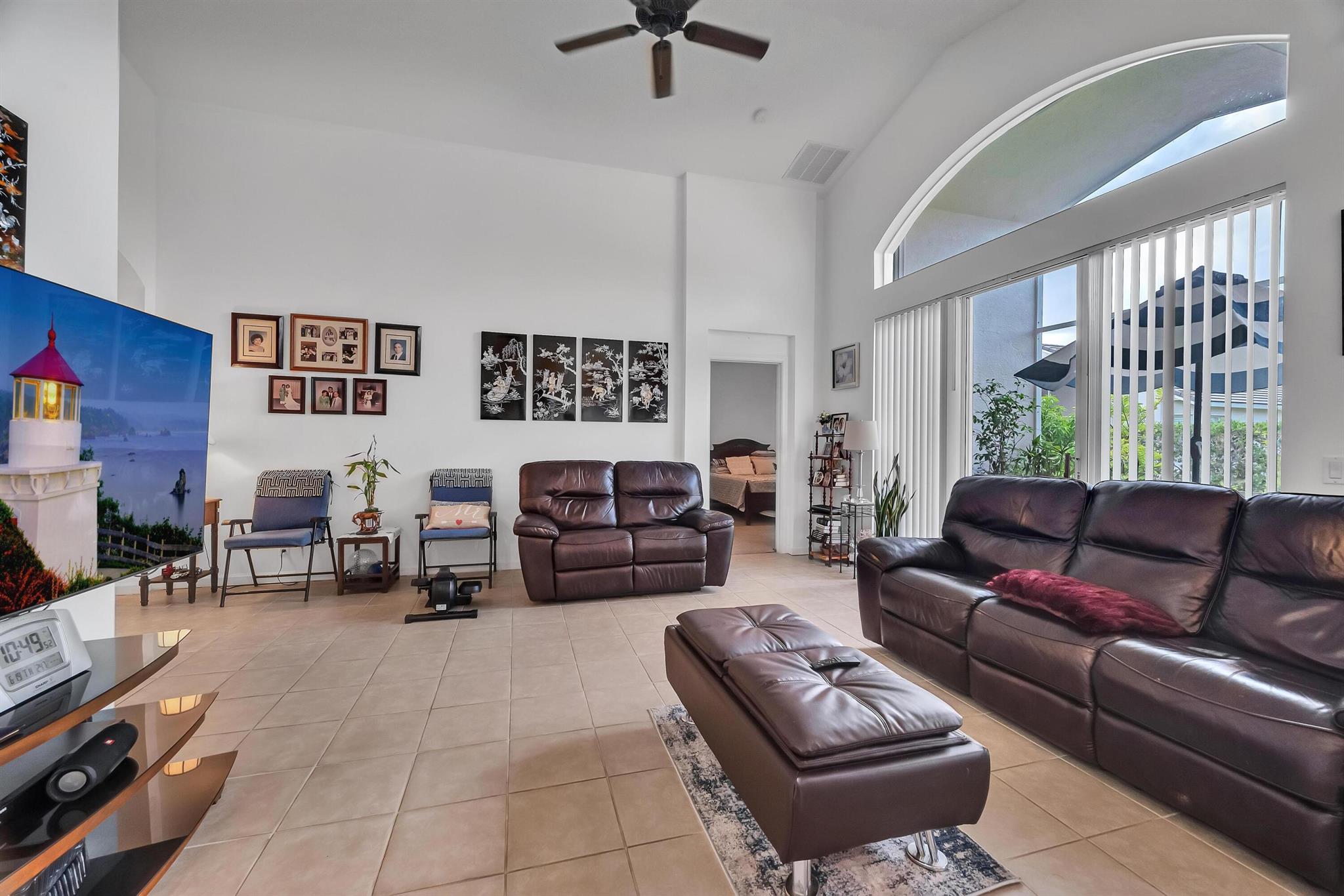 113 NW Swann Mill Circle, Port St Lucie, FL, 34986/$380,000 4 113 NW Swann Mill Circle
