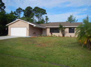 PORT ST LUCIE SECTION 08 - Residential