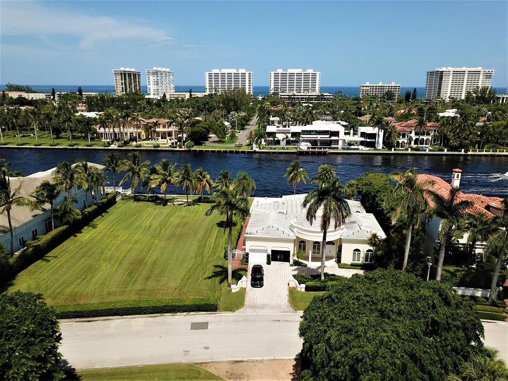 ROYAL PALM YACHT & COUNTRY CLUB - Residential