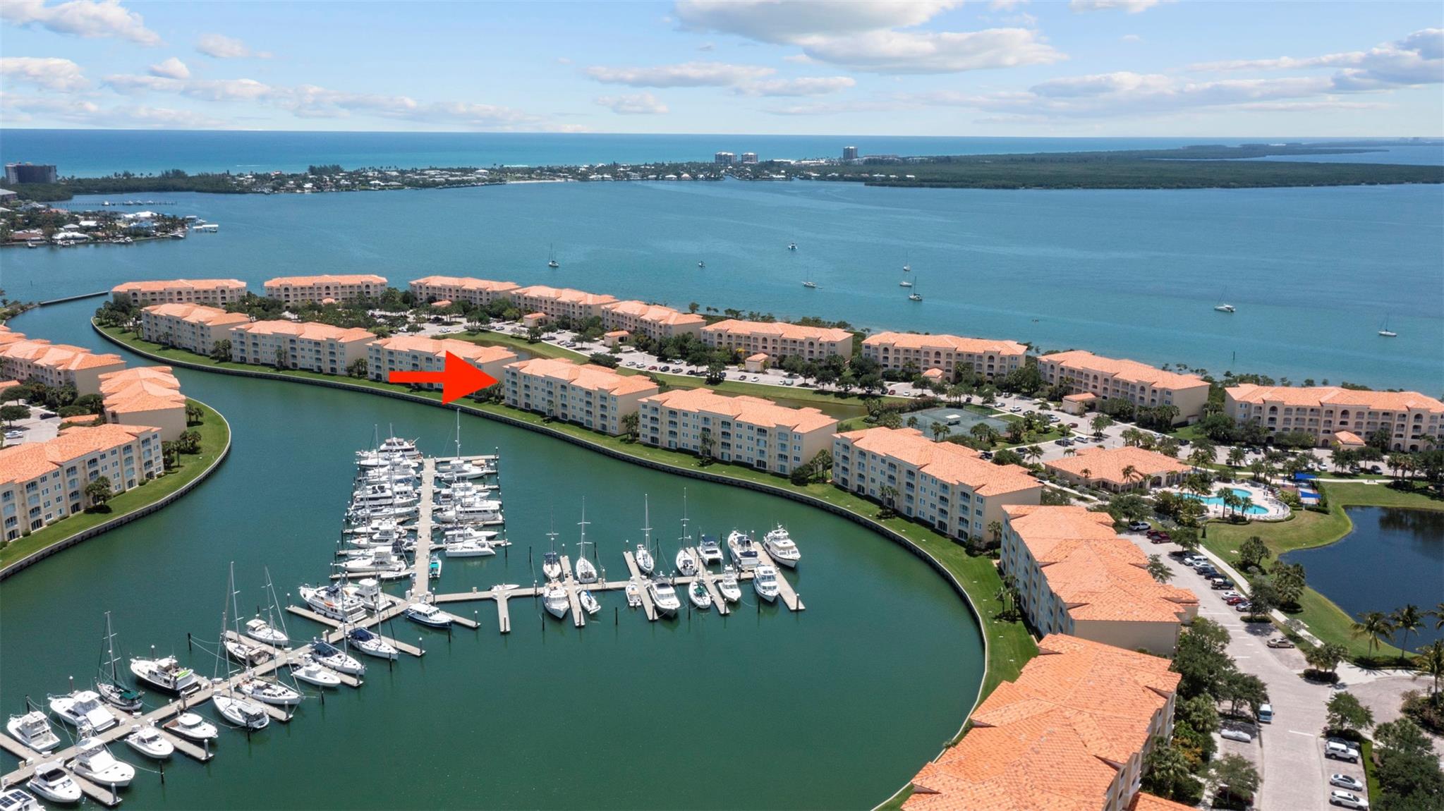 15 Harbour Isle Dr 306