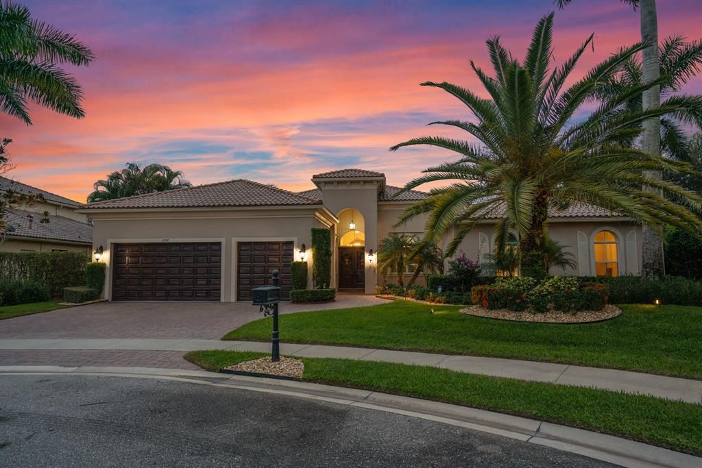 Photo of 11742 Sunrise View Lane, Wellington, FL 33449 (MLS # R10757618)