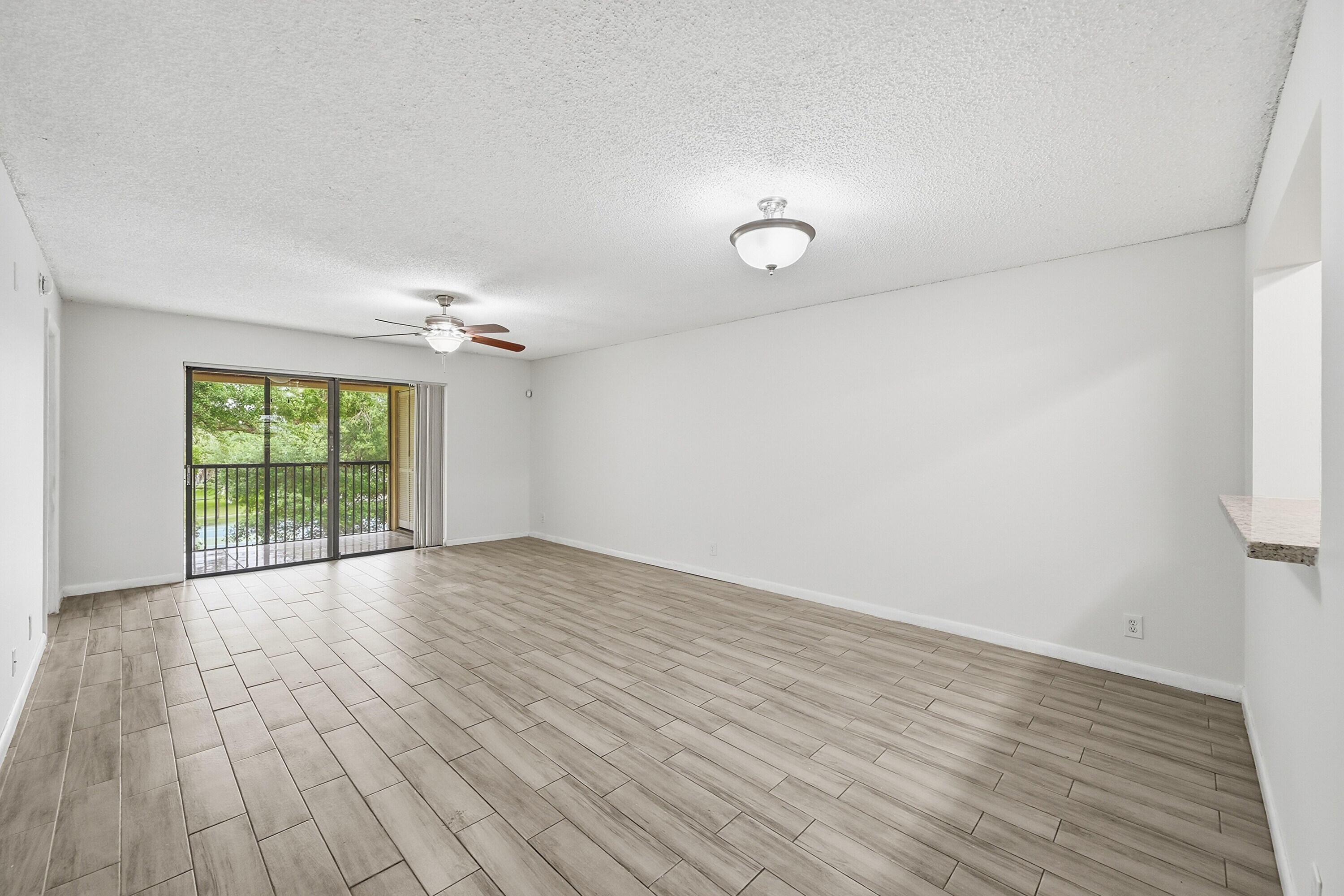 2039 Coral Ridge S304