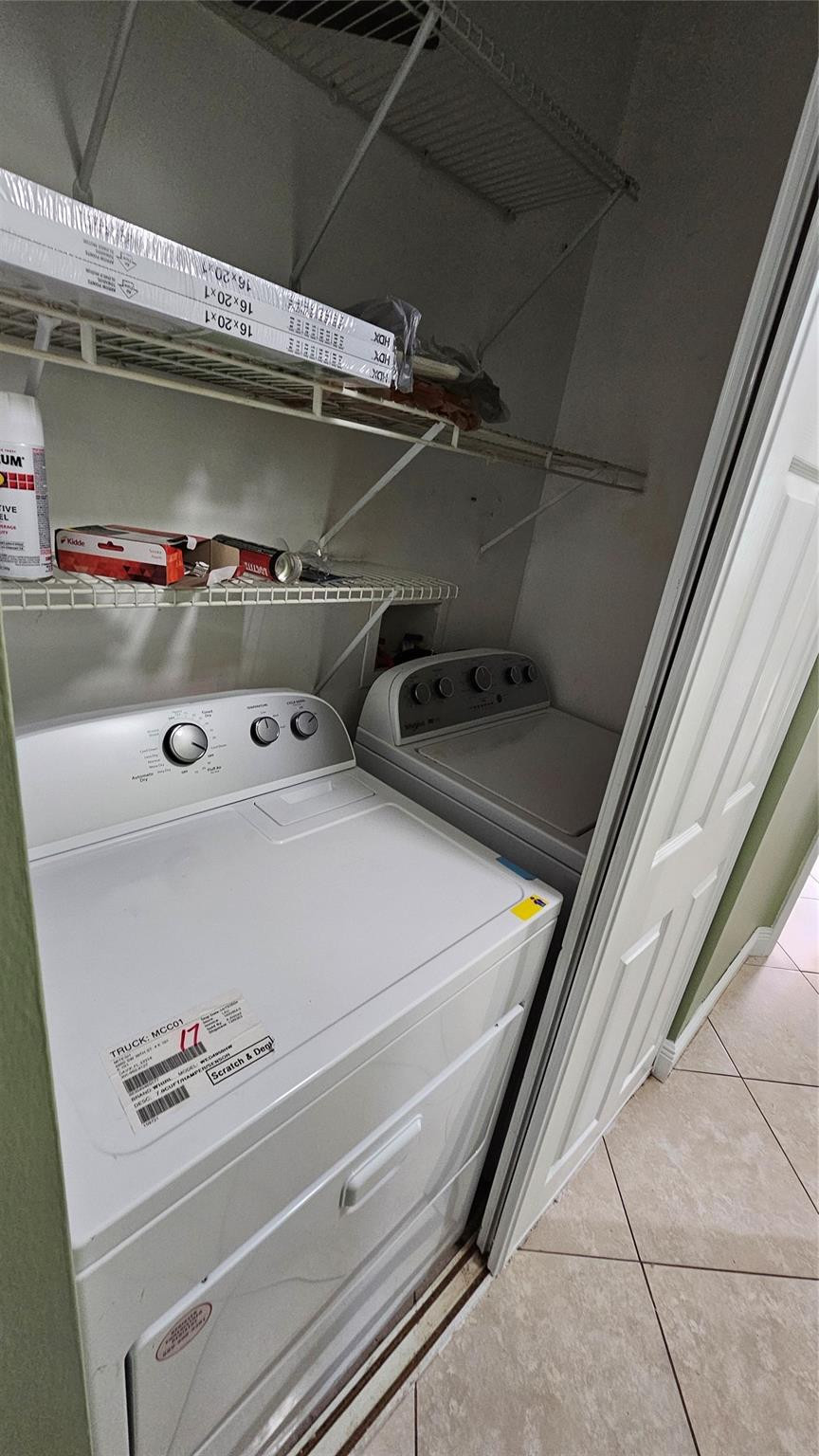 COURTYARDS AT DAVIE - Residential