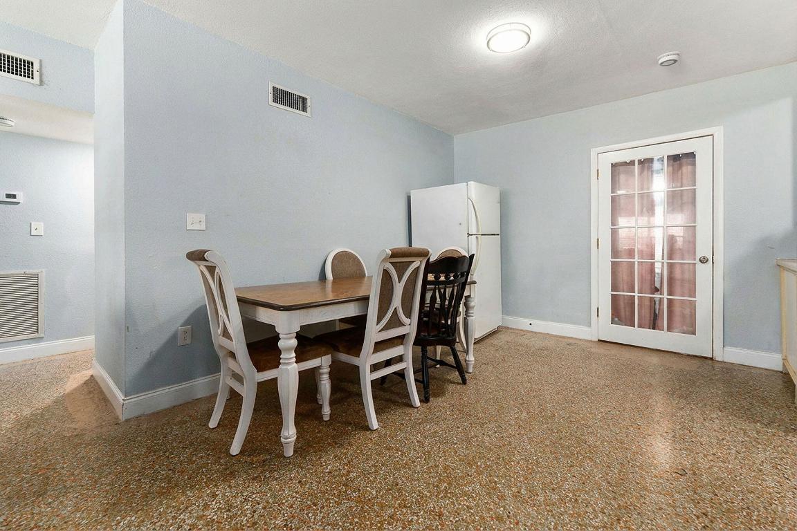 507 Gardenia Avenue, Fort Pierce, FL, 34982/$265,000 3 507 Gardenia Avenue