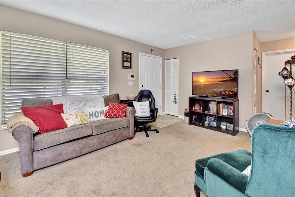 HOLIDAY HILLS WEST - Residential