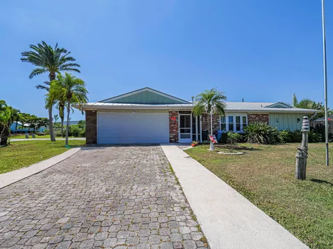 798 SE Polynesian Avenue, Port St Lucie, FL 34983 - MLS#: R11071629