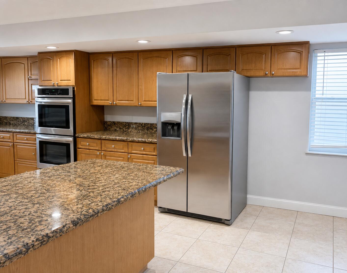 1223 W 27th Street