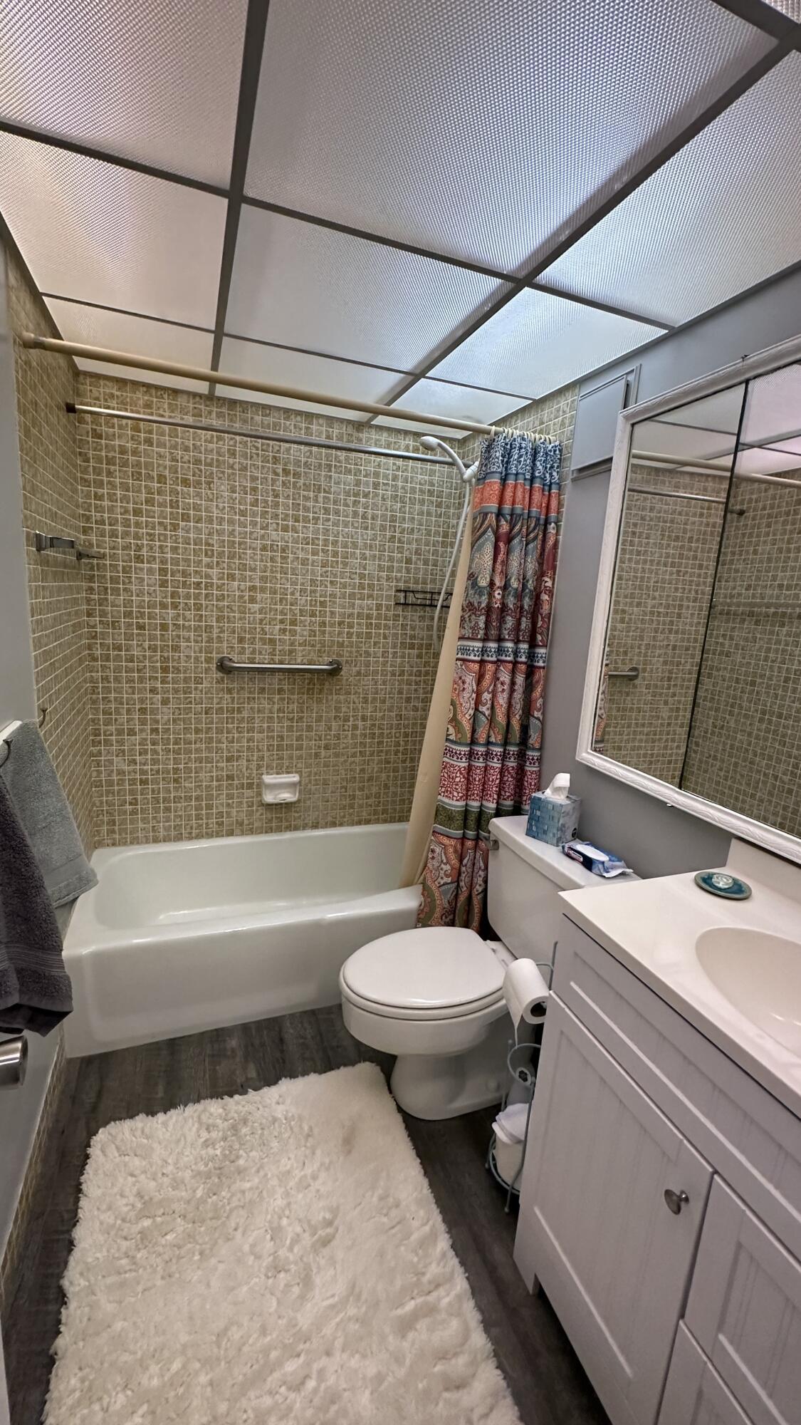 MILES GRANT CONDO - Residential