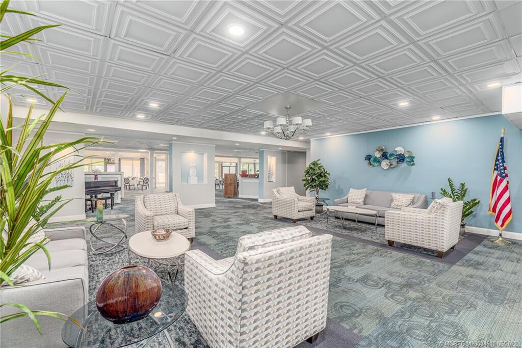 MILES GRANT CONDO - Residential