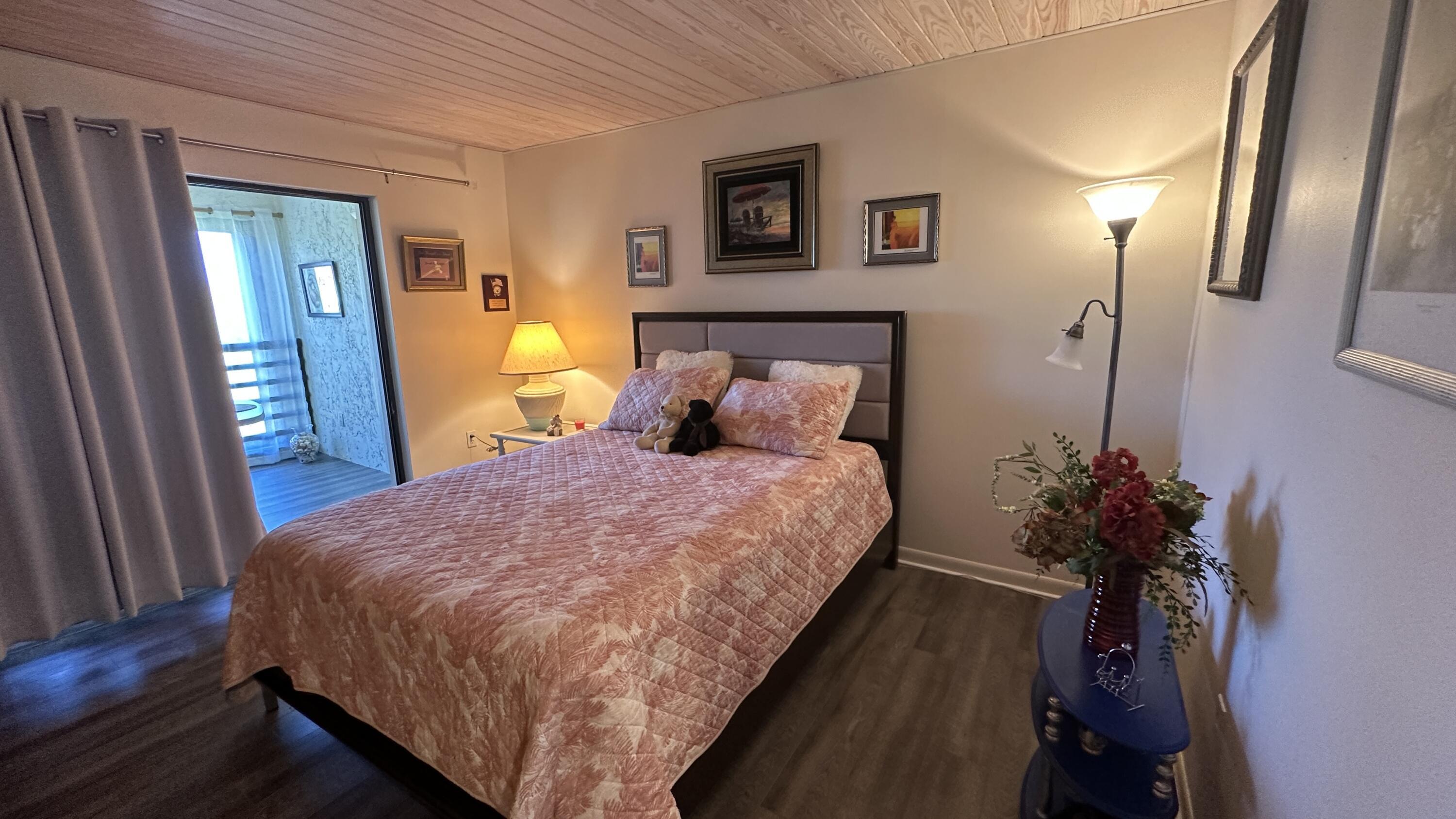 MILES GRANT CONDO - Residential