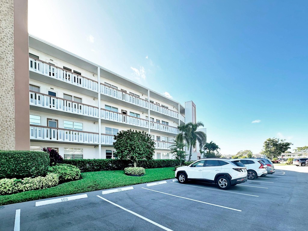 Century Village East - Residential