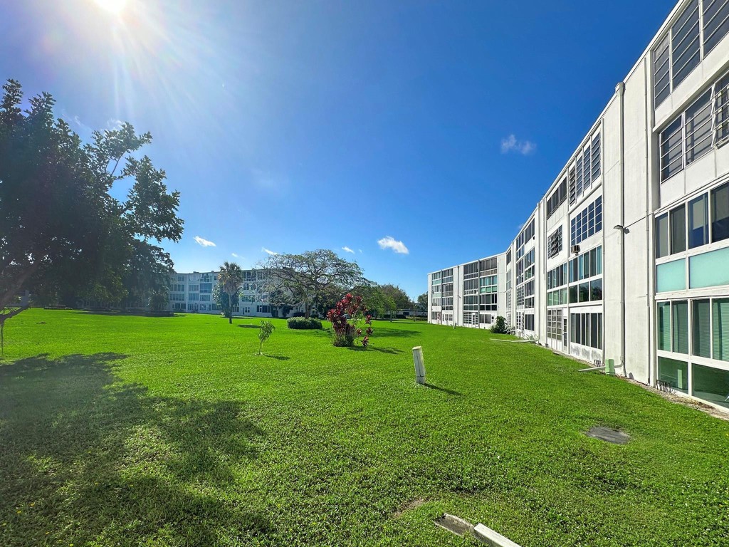 Century Village East - Residential