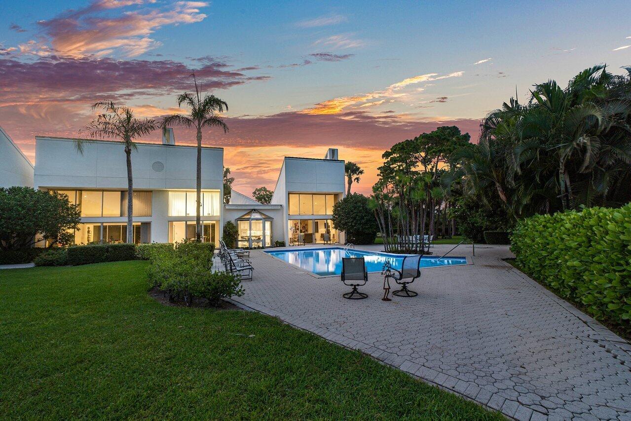 BREAKERS WEST 12 - Residential