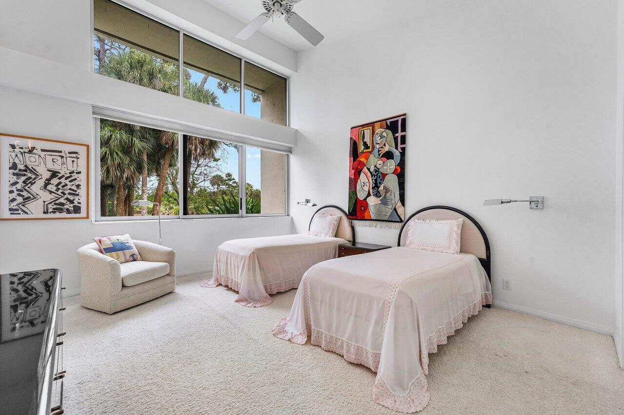 BREAKERS WEST 12 - Residential