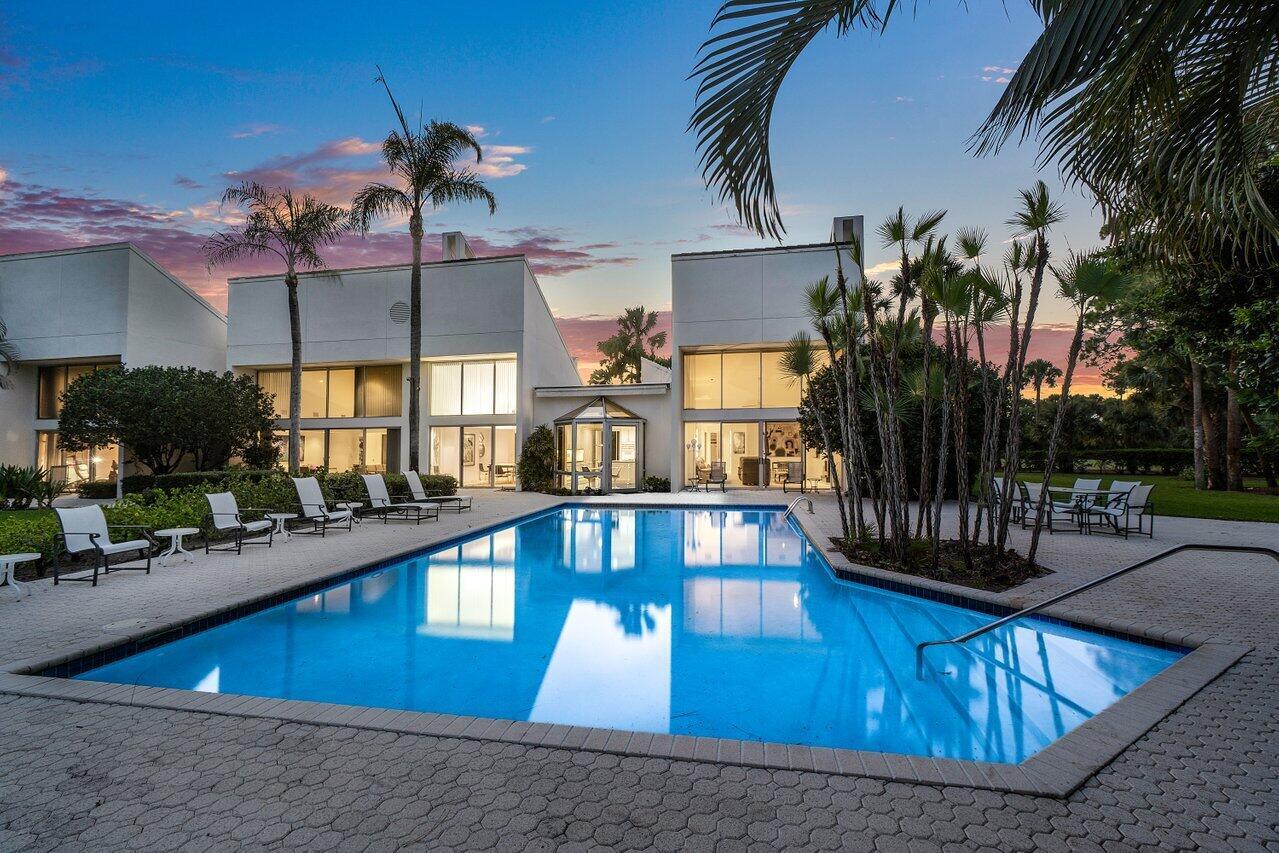 BREAKERS WEST 12 - Residential