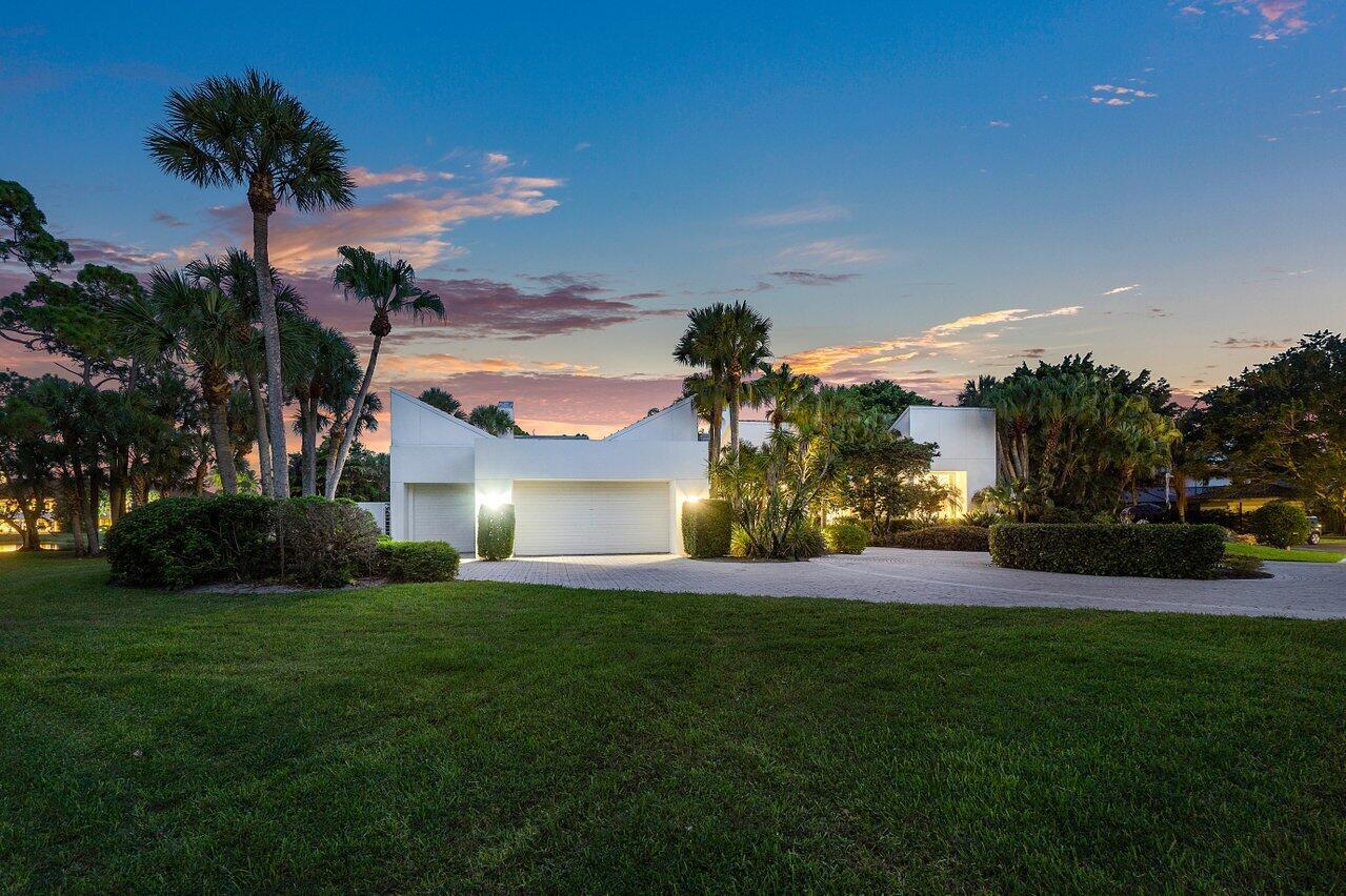 BREAKERS WEST 12 - Residential