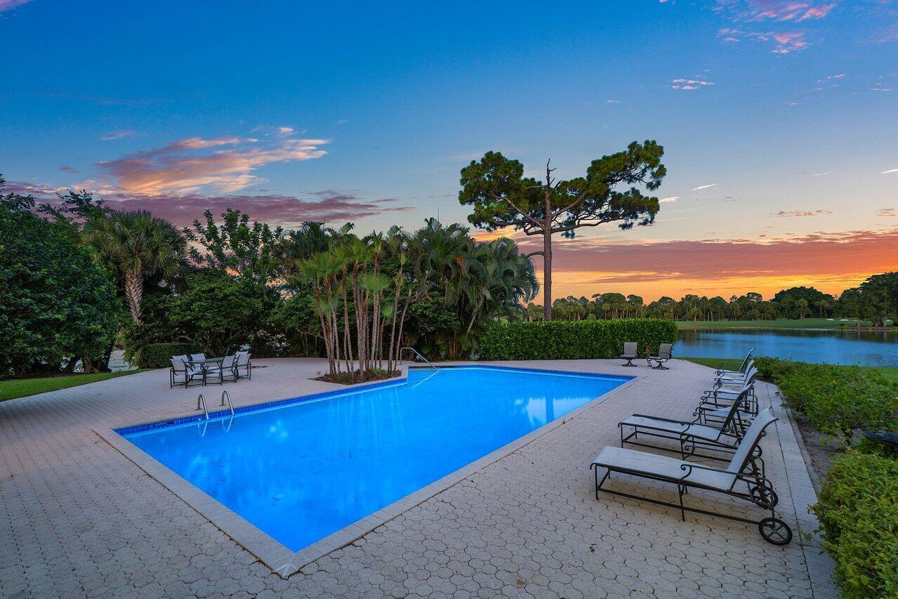 BREAKERS WEST 12 - Residential