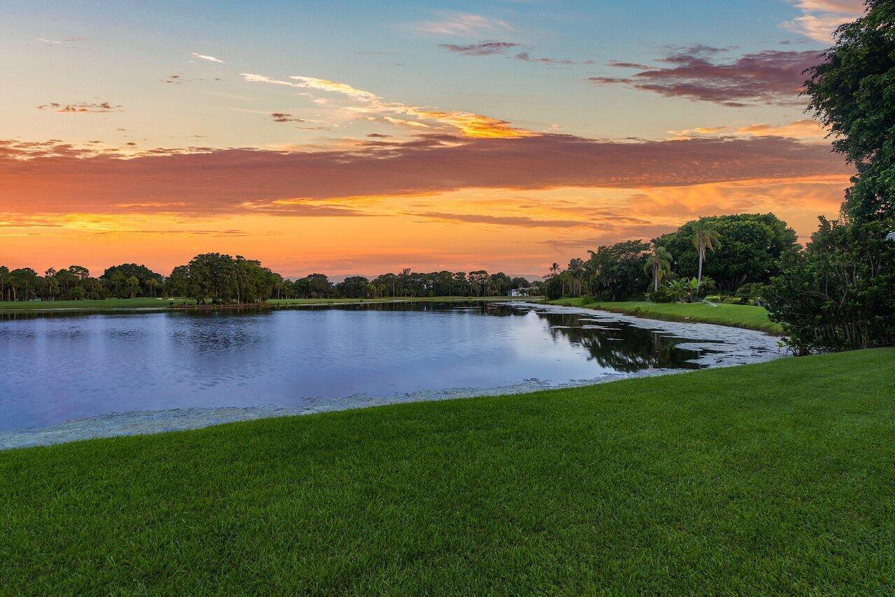 BREAKERS WEST 12 - Residential