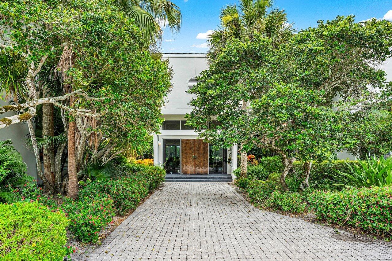 BREAKERS WEST 12 - Residential