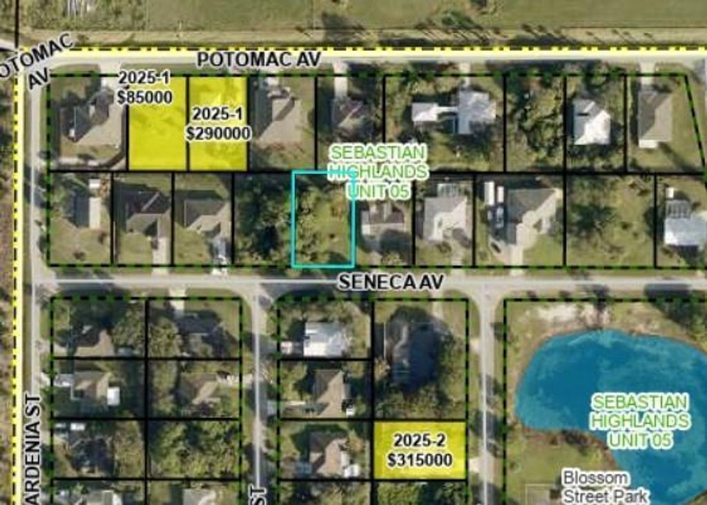 Photo of 962 Seneca Avenue, Sebastian, FL 32958 (MLS # R11071029)