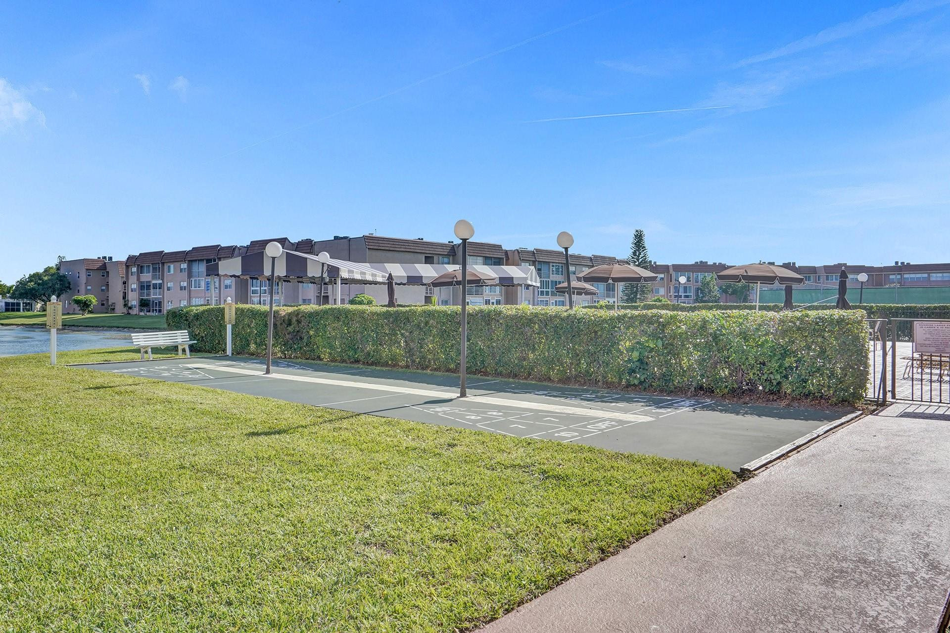 Sunrise Lakes - Residential