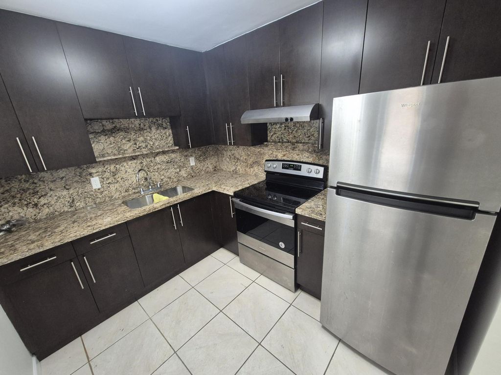 Photo of 3518 Taylor Street #4, Hollywood, FL 33021 (MLS # B26011671)